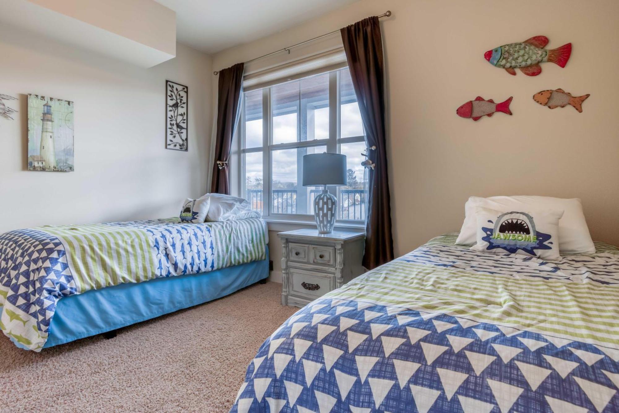 River'S Edge At Bridgeport Seaside Exterior photo